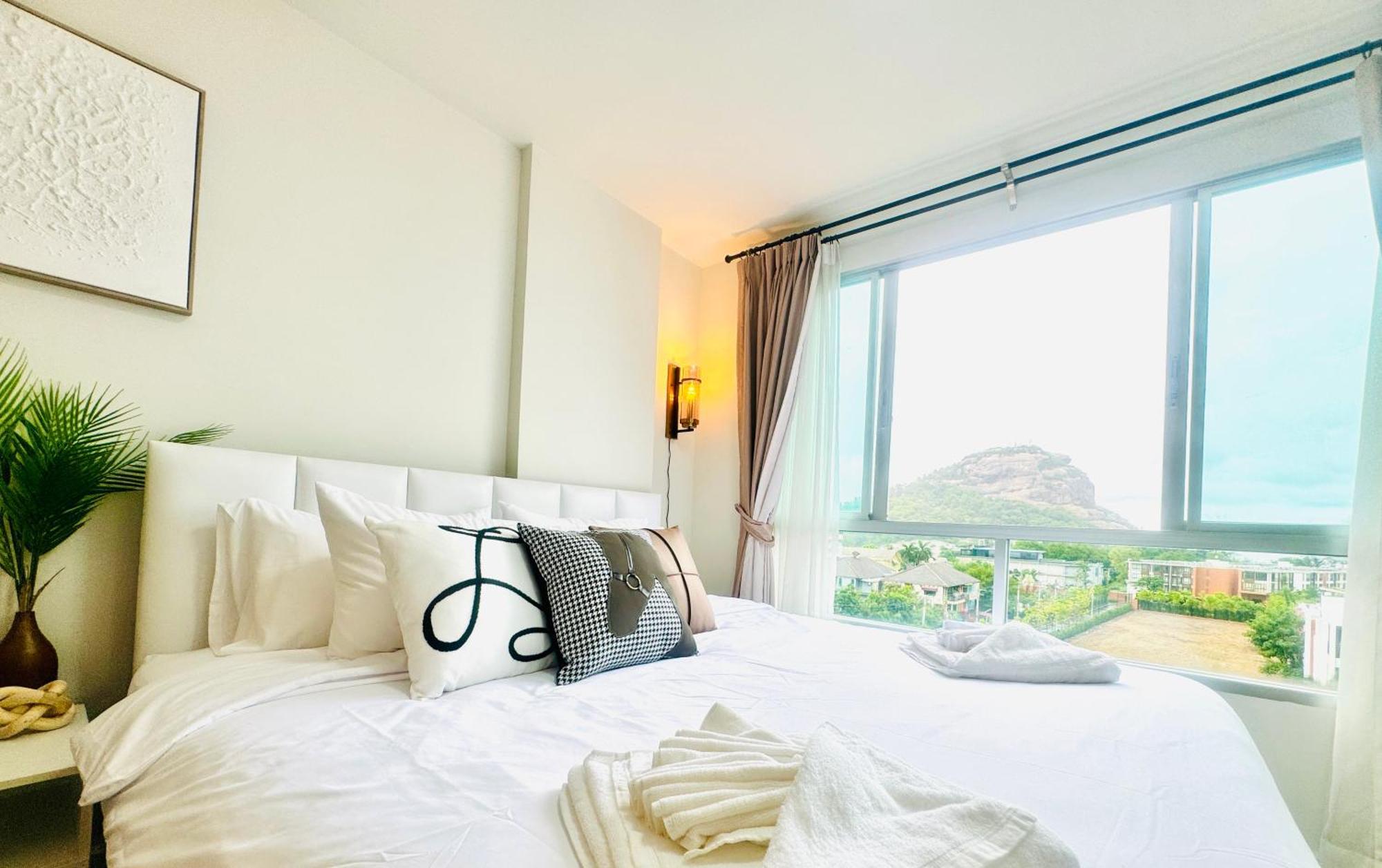 Sea&Mountain View,5 Mins Walk To Famous Beach With King Size Bed HHQ Buitenkant foto
