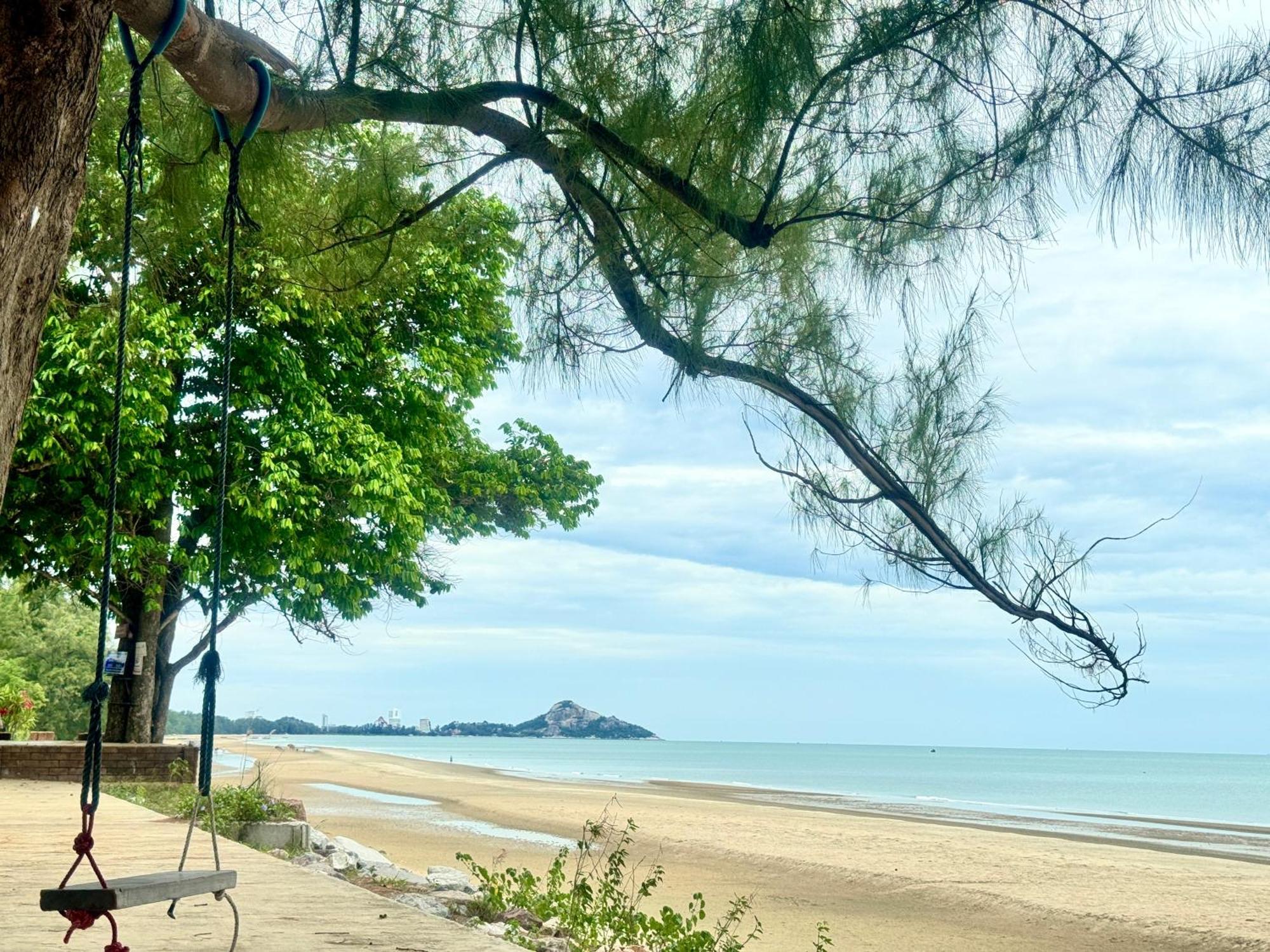 Sea&Mountain View,5 Mins Walk To Famous Beach With King Size Bed HHQ Buitenkant foto